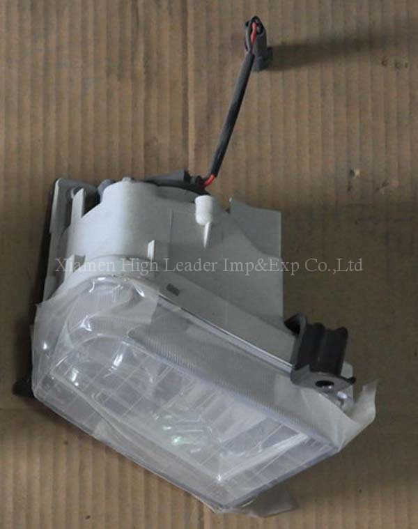 81210-26070-E Fog Lamp ,R